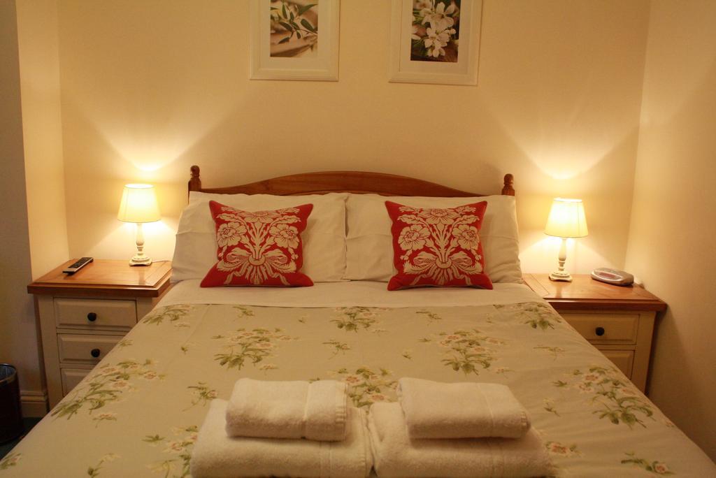 Sunnydale Guest House Стретфорд-на-Ейвоні Номер фото